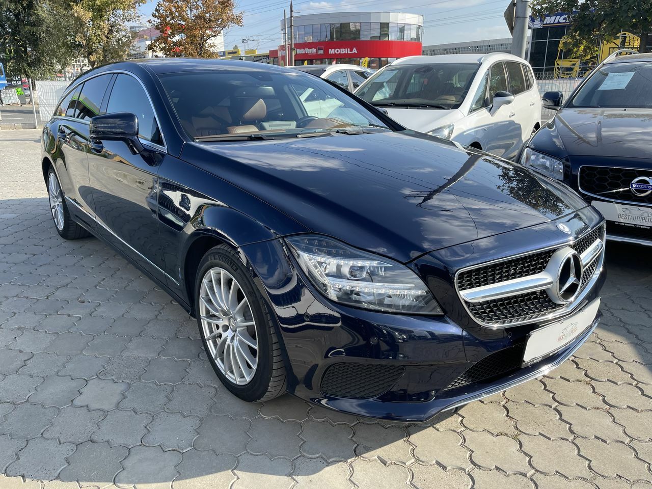 <span style="font-weight: bold;">mercedes cls 220d</span>