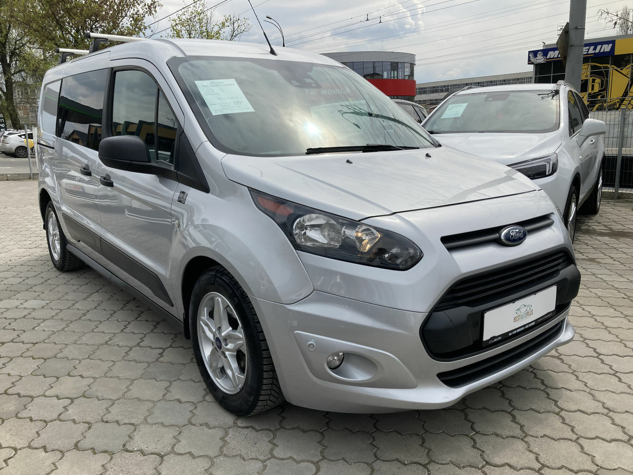 <span style="font-weight: bold;">ford transit connect</span>&nbsp;