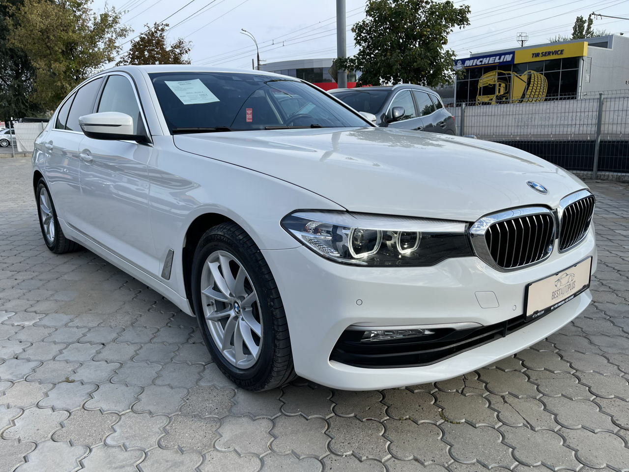 <span style="font-weight: bold;">bmw 520d&nbsp;</span>